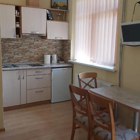 Poilsio Butas Prie Parko 3* Palanga