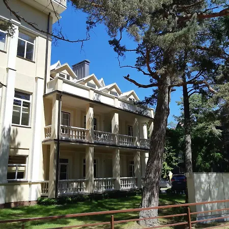 Poilsio Butas Prie Parko Maison d'hôtes 3*